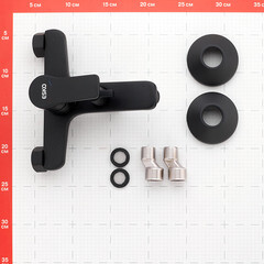 Смеситель для ванны Esko Dubai черный однорычажный с коротким изливом без лейки (DI 54 B) - фото 3