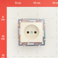 Розетка Legrand Valena встраиваемая слоновая кость (695611) - фото 4