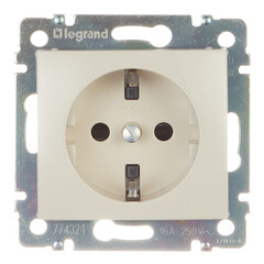 Розетка Legrand Valena встраиваемая слоновая кость со шторками (695613) - фото 1