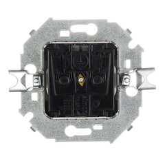 Розетка Simon 15 встраиваемая белая со шторками (1591444-030) - фото 3