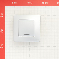 Выключатель Systeme Electric Blanca одноклавишный встраиваемый алюминий с подсветкой (BLNVS010113) - фото 2