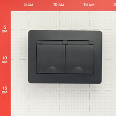 Розетка Systeme Electric Blanca встраиваемая антрацит со шторками (BLNRS441126) - фото 2