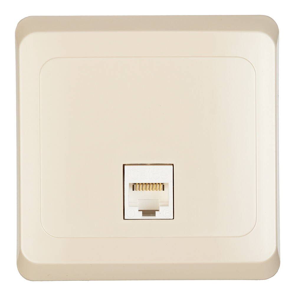Изображение товара Розетка компьютерная Systeme Electric Этюд встраиваемая бежевая RJ45 (KOMC-001K) Изображение товара Розетка компьютерная Systeme Electric Этюд встраиваемая бежевая RJ45 (KOMC-001K)