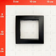 Рамка Simon 15 одноместная графит (1500610-038) - фото 4