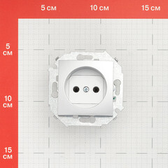 Розетка Simon 15 встраиваемая алюминий (1591431-033) - фото 2