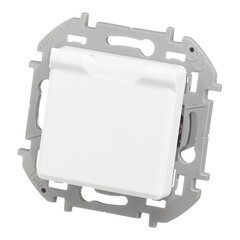 Розетка Legrand Inspiria встраиваемая белая со шторками с крышкой (673740) - фото 6