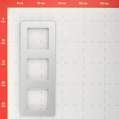 Рамка Legrand Inspiria трехместная алюминий (673952) - фото 2