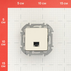 Розетка компьютерная Legrand Inspiria встраиваемая слоновая кость RJ45 (673826) - фото 4