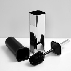 Ершик для унитаза WasserKraft напольный металл/пластик хром/черный (K-1117) - фото 3