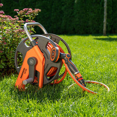 Катушка с поливочным шлангом 20 м Daewoo металлическая с набором для полива (DWR 1121) - фото 3