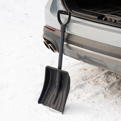 Лопата снеговая автомобильная Павловская Заря полипропилен с металлическим черенком 890х365 мм (156259) - фото 4