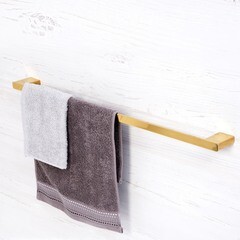 Полотенцедержатель WasserKraft Sauer K-7900 642 мм на шуруп металл золото глянцевое (K-7930) - фото 2