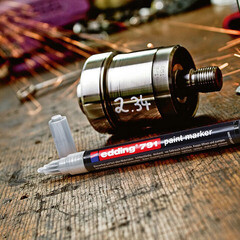 Маркер лаковый Edding 792 черный грифель 0,8 мм - фото 3