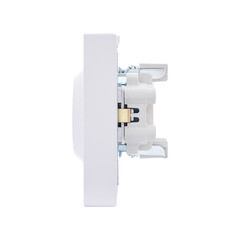 Розетка Lezard Vesna встраиваемая белая со шторками (742-0200-178B) - фото 4