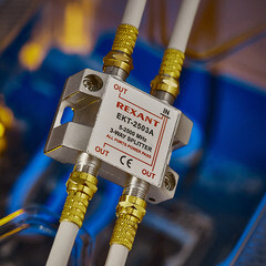 ТВ делитель Rexant Спутник 3 F-выхода (05-6202) - фото 2