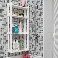 Полка для ванной Violet Vikea четырехъярусная с крючками 395х130х815 мм пластик белая (789406) - фото 4