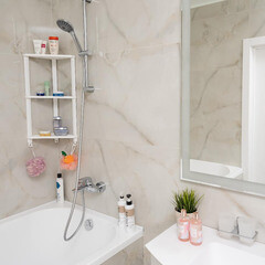 Полка для ванной Violet Vikea угловая трехъярусная с крючками 365х260х680 мм пластик белая (787306) - фото 5