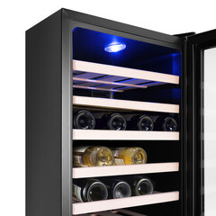 Винный шкаф Kitfort КТ-2410 - фото 4