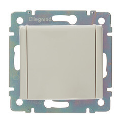 Изображение товара Розетка Legrand Valena встраиваемая слоновая кость с крышкой (695614)