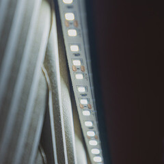 Зеркало с подсветкой фигурное 56,9х79,6 см с сенсорным включением Raval Aweria (AWE-5780_S) - фото 7