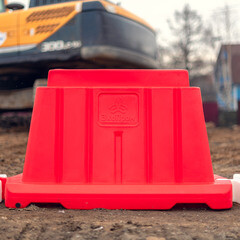 Дорожный блок вставной Экопром 1200 мм 20 л красный - фото 3