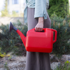 Лейка садовая Radivas 10 л пластиковая с горловиной красная - фото 2