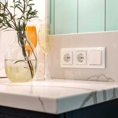 Розетка Werkel встраиваемая белая со шторками (a051139) - фото 4