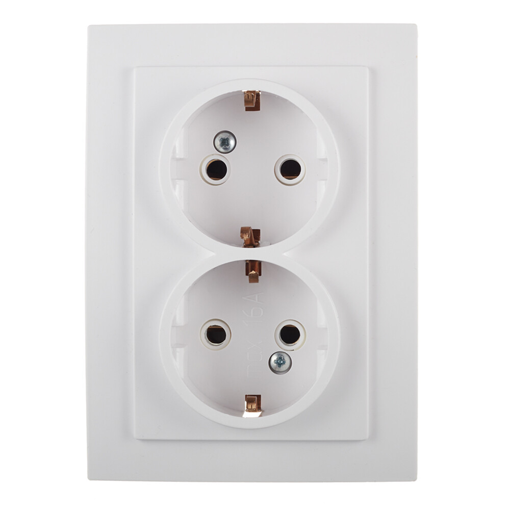 Изображение товара Розетка Svet встраиваемая белая двухгнездовая 0216-00281