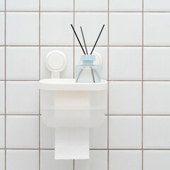 Держатель для туалетной бумаги Master House Нодрил с полкой пластик белый (75969) - фото 2