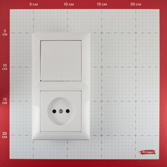 Блок выключателя с розеткой Svet SV1001 двухклавишный встраиваемый белый (SV1001-0003) - фото 6