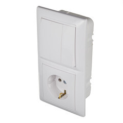 Блок выключателя с розеткой Svet SV1001 трехклавишный встраиваемый белый (SV1001-0005) - фото 5