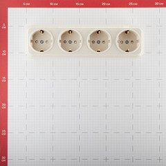 Розетка Svet накладная бежевая со шторками (SV1001-0012) - фото 2