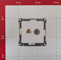 Розетка телевизионная/ компьютерная Systeme Electric AtlasDesign встраиваемая белая TV/ RJ45 (ATN000189) - фото 4