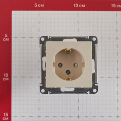 Розетка Systeme Electric AtlasDesign встраиваемая бежевая со шторками (ATN000245) - фото 4