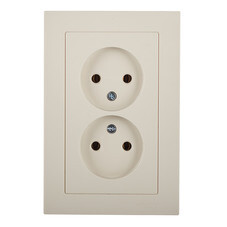 Розетка Systeme Electric AtlasDesign встраиваемая бежевая (ATN000220)