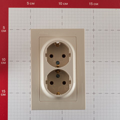 Розетка Systeme Electric AtlasDesign встраиваемая бежевая (ATN000224) - фото 4
