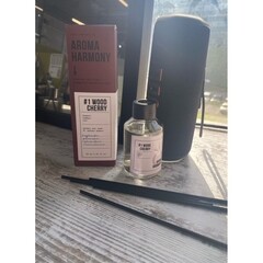 Аромадиффузор с палочками Aroma Harmony №1 Cherry Oud 60 мл - фото 3