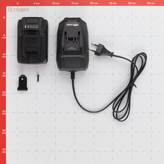 Виброприсоска для укладки плитки аккумуляторная КМ АТОМ 18В Li-Ion 2Ач АКБ и ЗУ (CVTB-181/1) - фото 2