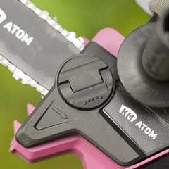 Мини-пила цепная аккумуляторная КМ АТОМ 18 В 6" шаг 1/4" паз 1,3 мм 38 звеньев без АКБ и ЗУ (CMCS-182BL) - фото 14