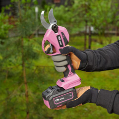 Секатор для деревьев и кустарников аккумуляторный КМ АТОМ 18 В без АКБ и ЗУ (CPS-182BL) - фото 8