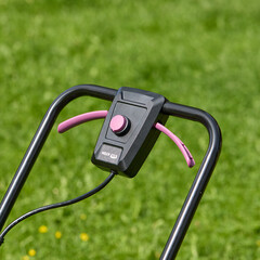 Газонокосилка аккумуляторная КМ АТОМ 18 В 320 мм без АКБ и ЗУ (CL-182) - фото 17