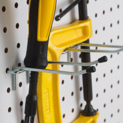 Держатель для перфорированных панелей двойной металл 50х65х100 мм (3 шт.) - фото 3