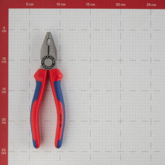 Плоскогубцы Knipex 180 мм (KN-0302180SB) - фото 3