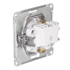 Розетка Systeme Electric AtlasDesign встраиваемая белая со шторками (ATN000145) - фото 4