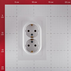 Розетка Systeme Electric AtlasDesign встраиваемая белая (ATN000124) - фото 3