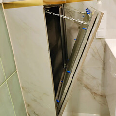 Люк ревизионный под плитку Хаммер Гиппократ-П алюминиевый 300х300 мм скрытый нажимной - фото 3