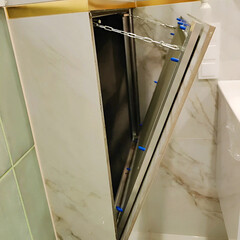 Люк ревизионный под плитку Хаммер Гиппократ-П алюминиевый 400х400 мм скрытый нажимной - фото 2