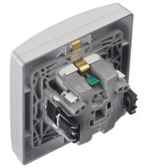 Розетка Legrand Etika встраиваемая алюминий со шторками (672433) - фото 3