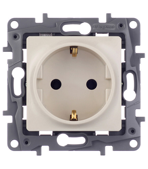 Изображение товара Розетка Legrand Etika слоновая кость встраиваемая для подключения