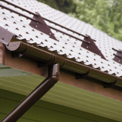 Желоб водосточный пластиковый d120 мм 3 м Grand Line шоколад RAL 8017 - фото 4